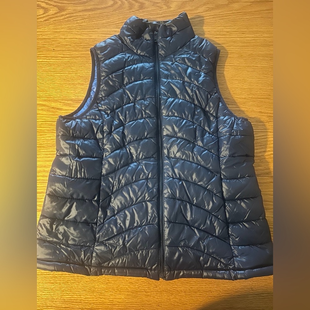 Old Navy Puffer Vest Navy Blue M - Picture 1 of 3